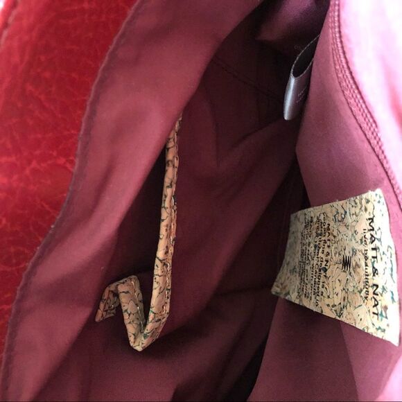 NWOT-MATT & Nat Red Pebble Crossbody Messenger - Picture 16 of 16